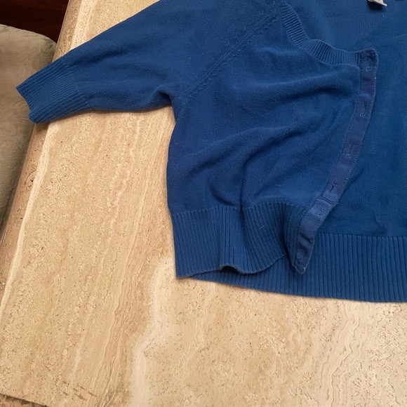 Old Navy Sweater - Picture 2 of 4